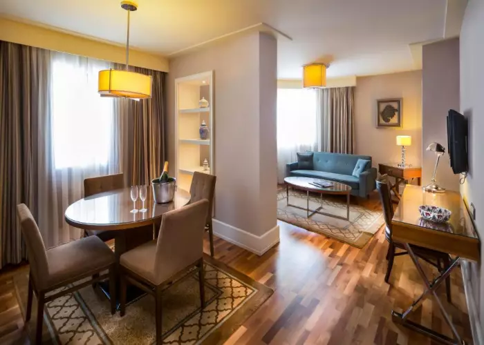 هتل تایتانیک سیتی تکسیم استانبول